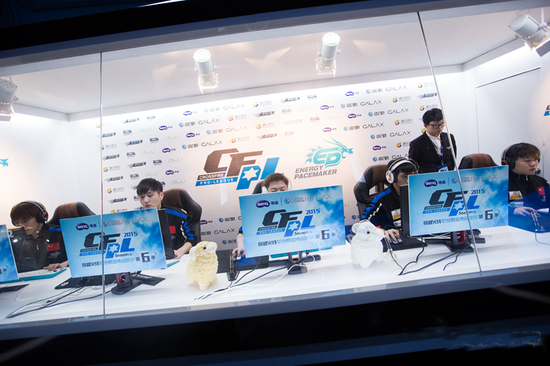 受瞩目的对 受瞩目的对