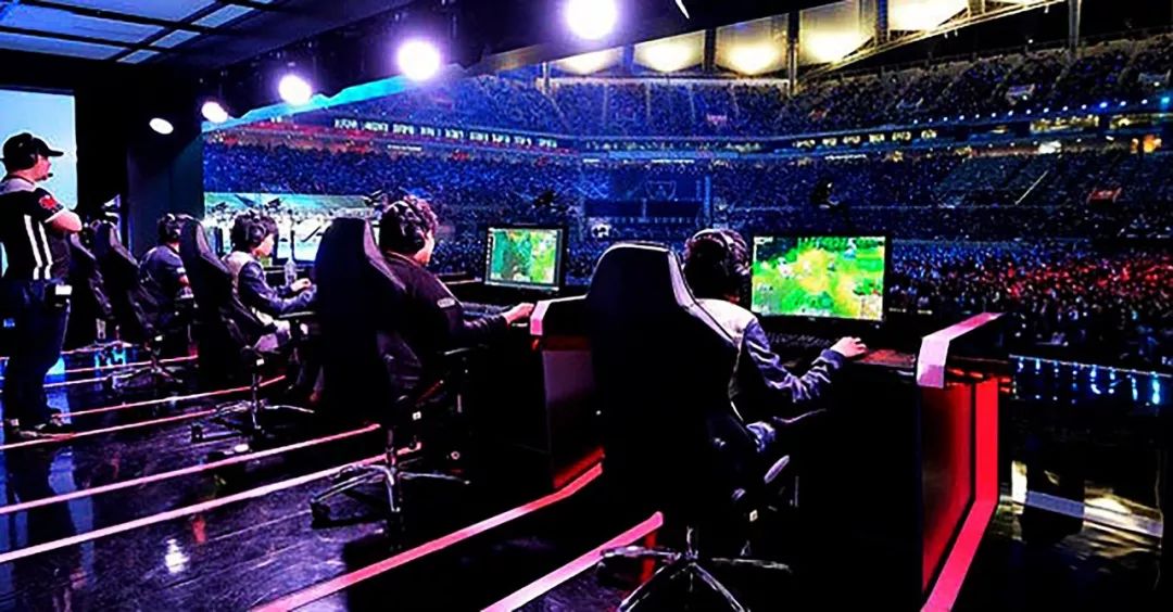 并在积分榜 并在积分榜