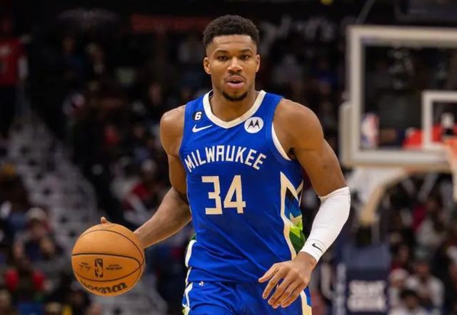 中锋与侧翼 中锋与侧翼